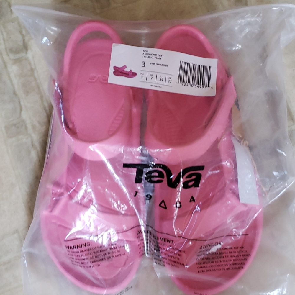 Child Teva sandles